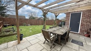 Entertainment Patio- click for photo gallery